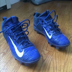 Trout baseball cleats